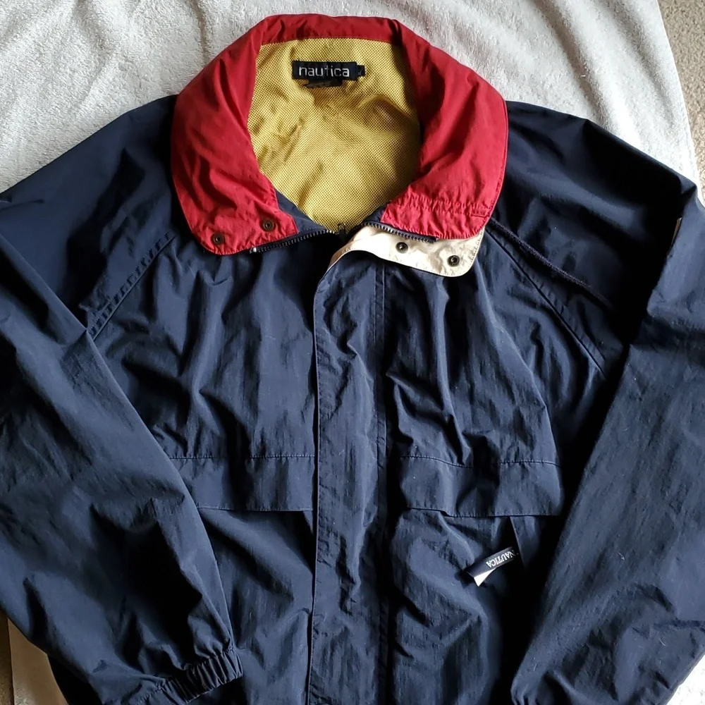 Vintage Lightweight Nautica Jacket in classic red/blue/yellow w/hood XL EUC - Picture 1 of 5